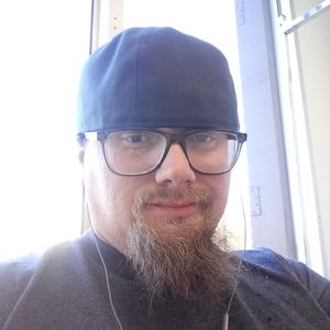 Meet your Posher, Dustin